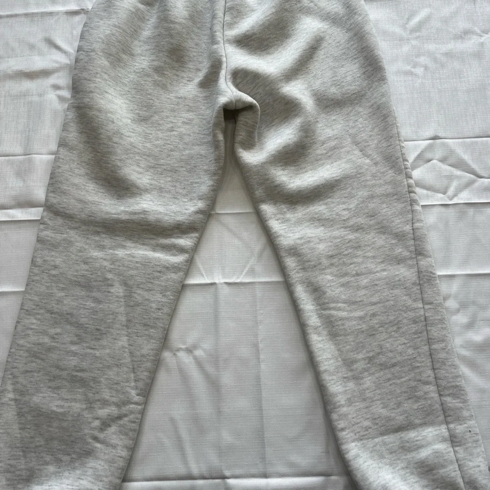 Women's Gray Joggers with Los Angeles Print - Picture 2 of 6